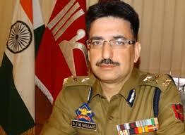 IGP Kashmir greets policemen on New Year